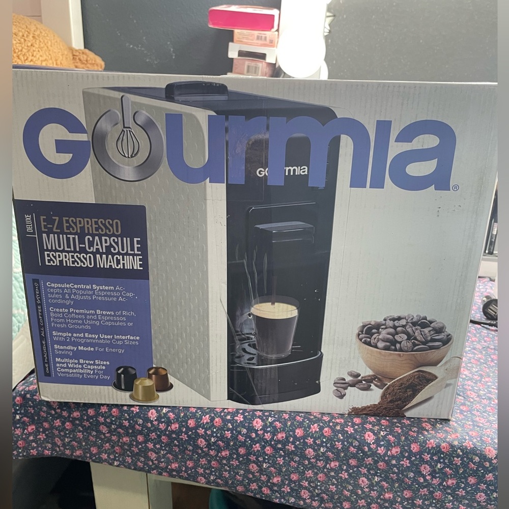 Brand New! Gourmia E-Z Espresso Multi-Capsule Espresso Machine